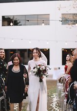Image 20 - A Minimal + Rustic California Wedding in Real Weddings.